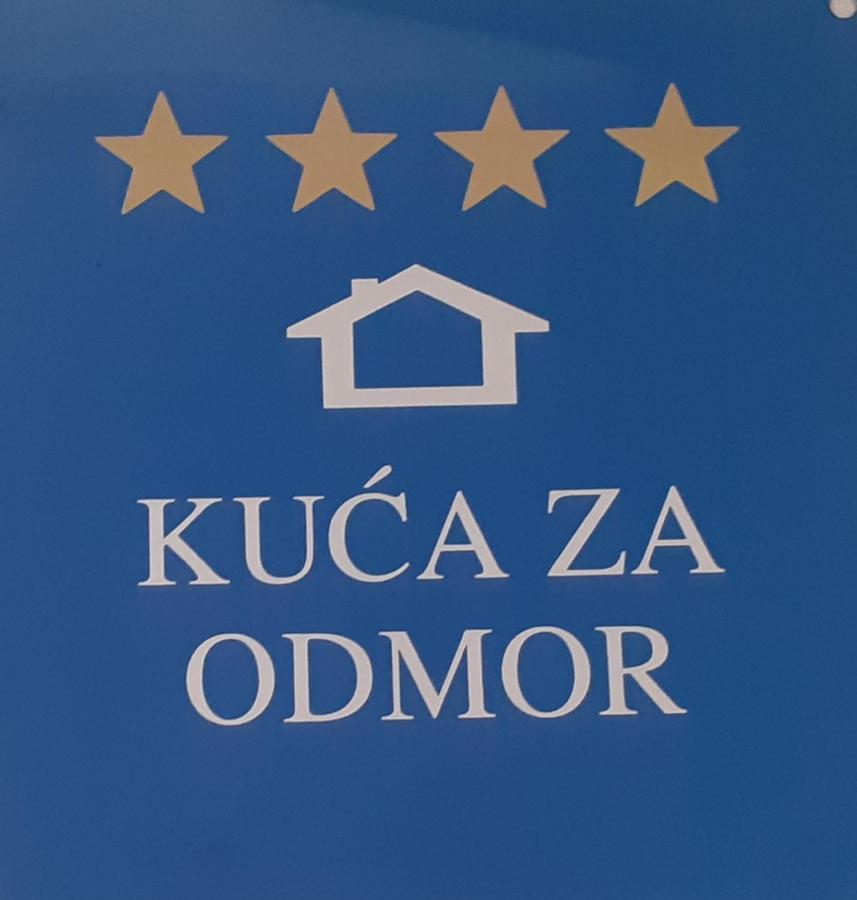 Vila Dubravka - Schoen Und Komfortabel Inmitten Von Olivenbaeumen Und Weinbergen Mit Whirlpool Valtura Buitenkant foto