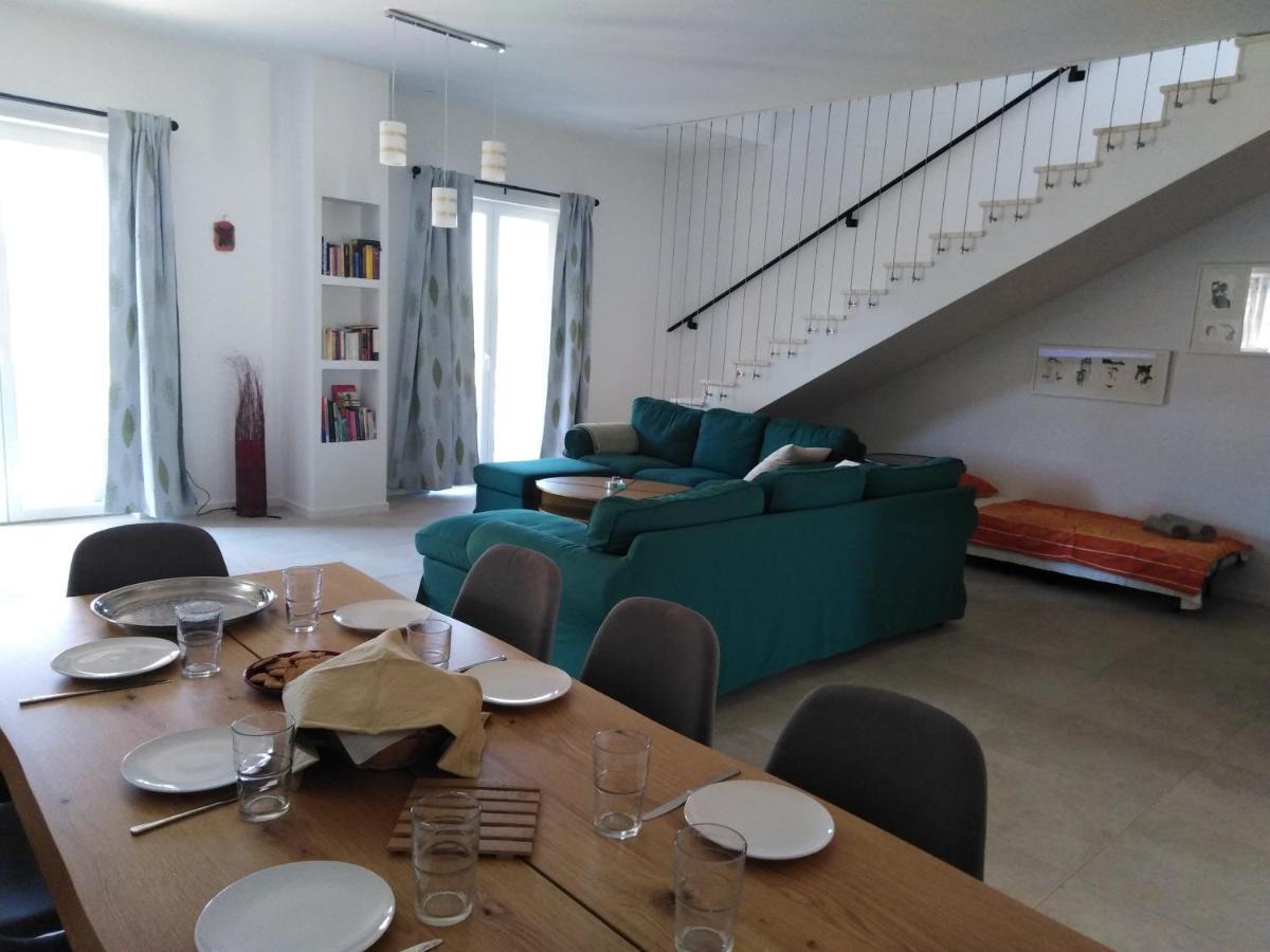 Vila Dubravka - Schoen Und Komfortabel Inmitten Von Olivenbaeumen Und Weinbergen Mit Whirlpool Valtura Buitenkant foto