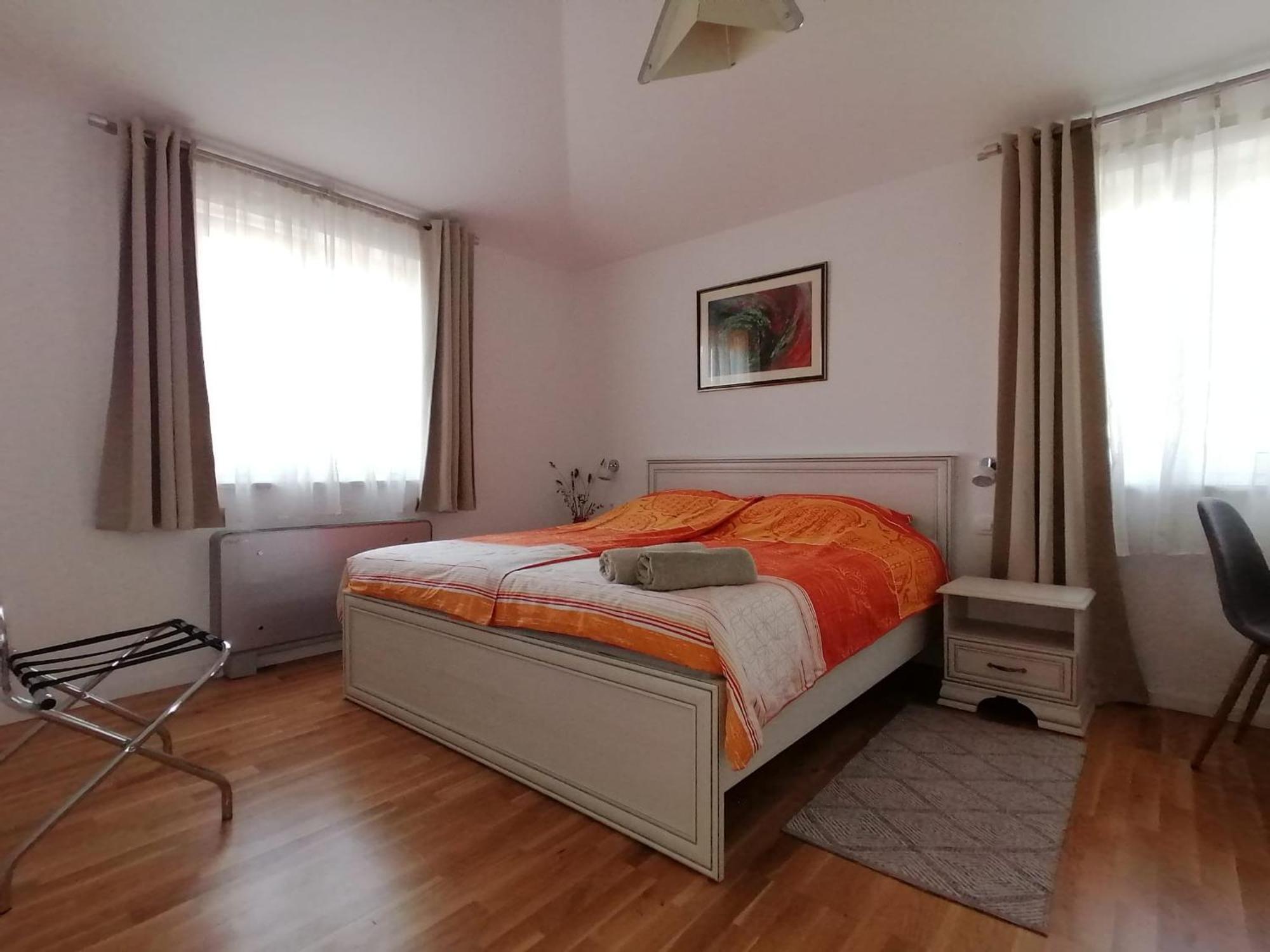 Vila Dubravka - Schoen Und Komfortabel Inmitten Von Olivenbaeumen Und Weinbergen Mit Whirlpool Valtura Buitenkant foto
